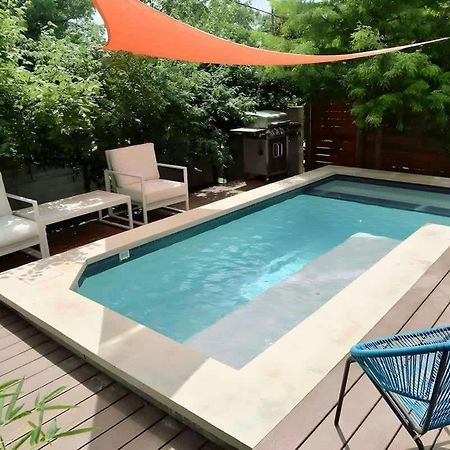 Stunning Modern Home W Pool & Hot Tub In Dt Austin Eksteriør bilde