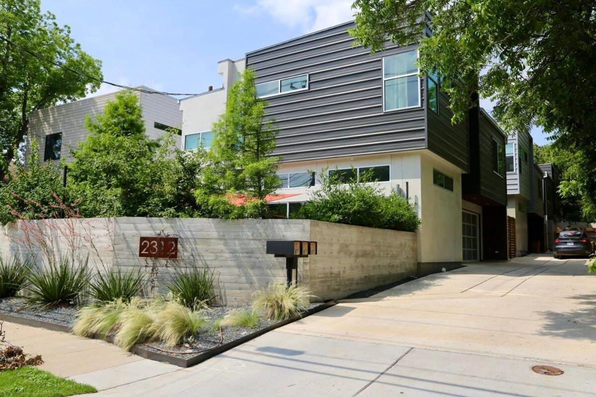 Stunning Modern Home W Pool & Hot Tub In Dt Austin Eksteriør bilde