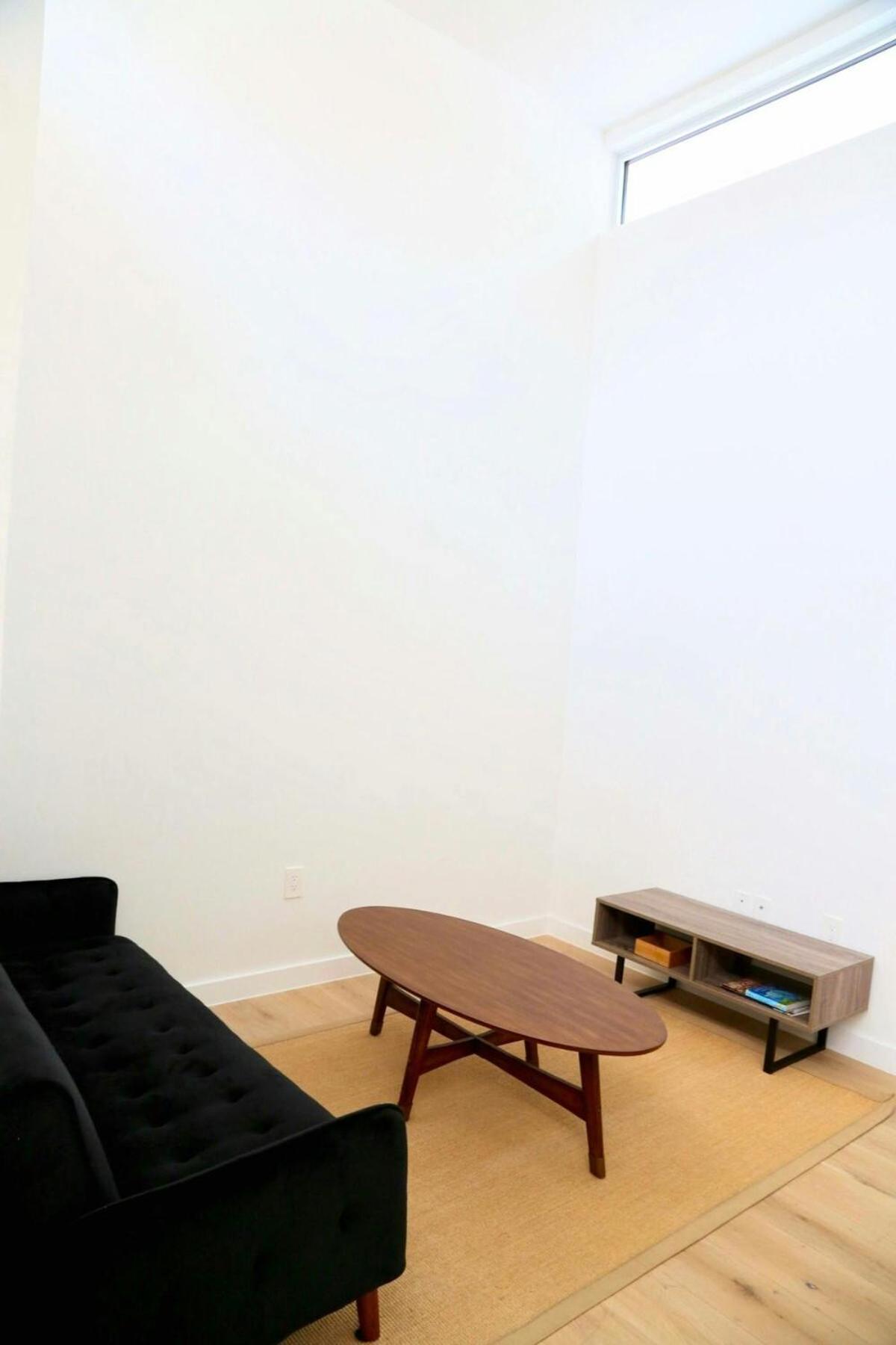 Stunning Modern Home W Pool & Hot Tub In Dt Austin Eksteriør bilde