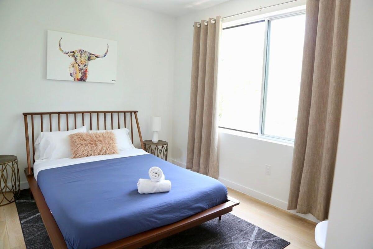 Stunning Modern Home W Pool & Hot Tub In Dt Austin Eksteriør bilde