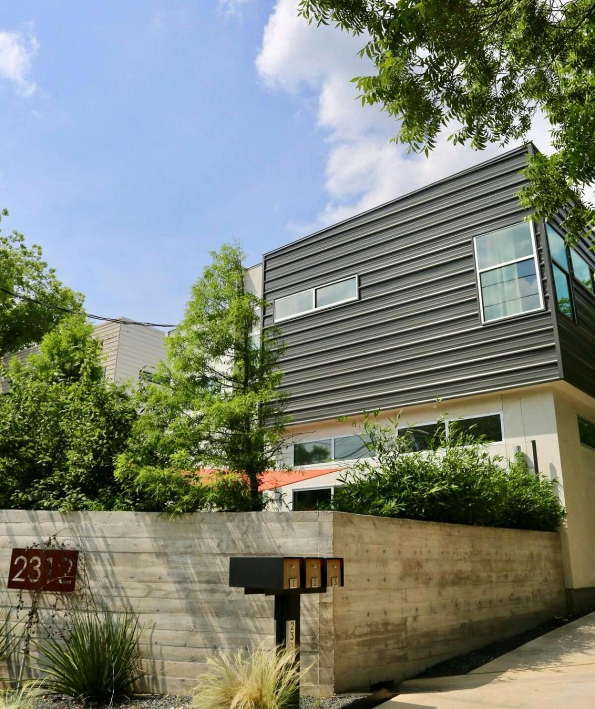 Stunning Modern Home W Pool & Hot Tub In Dt Austin Eksteriør bilde